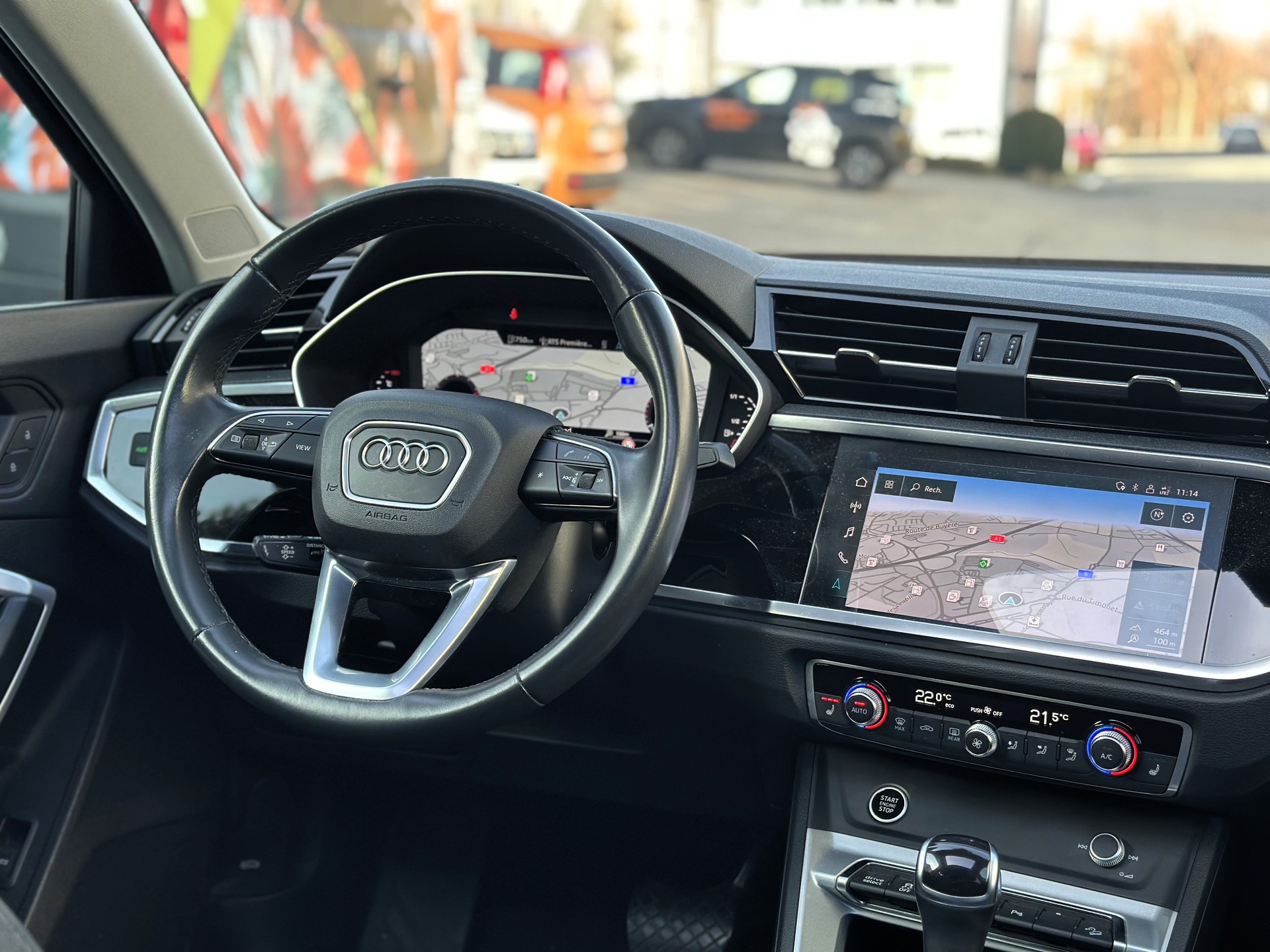 AUDI Q3 40 TFSI S line quattro S-tronic-image-6