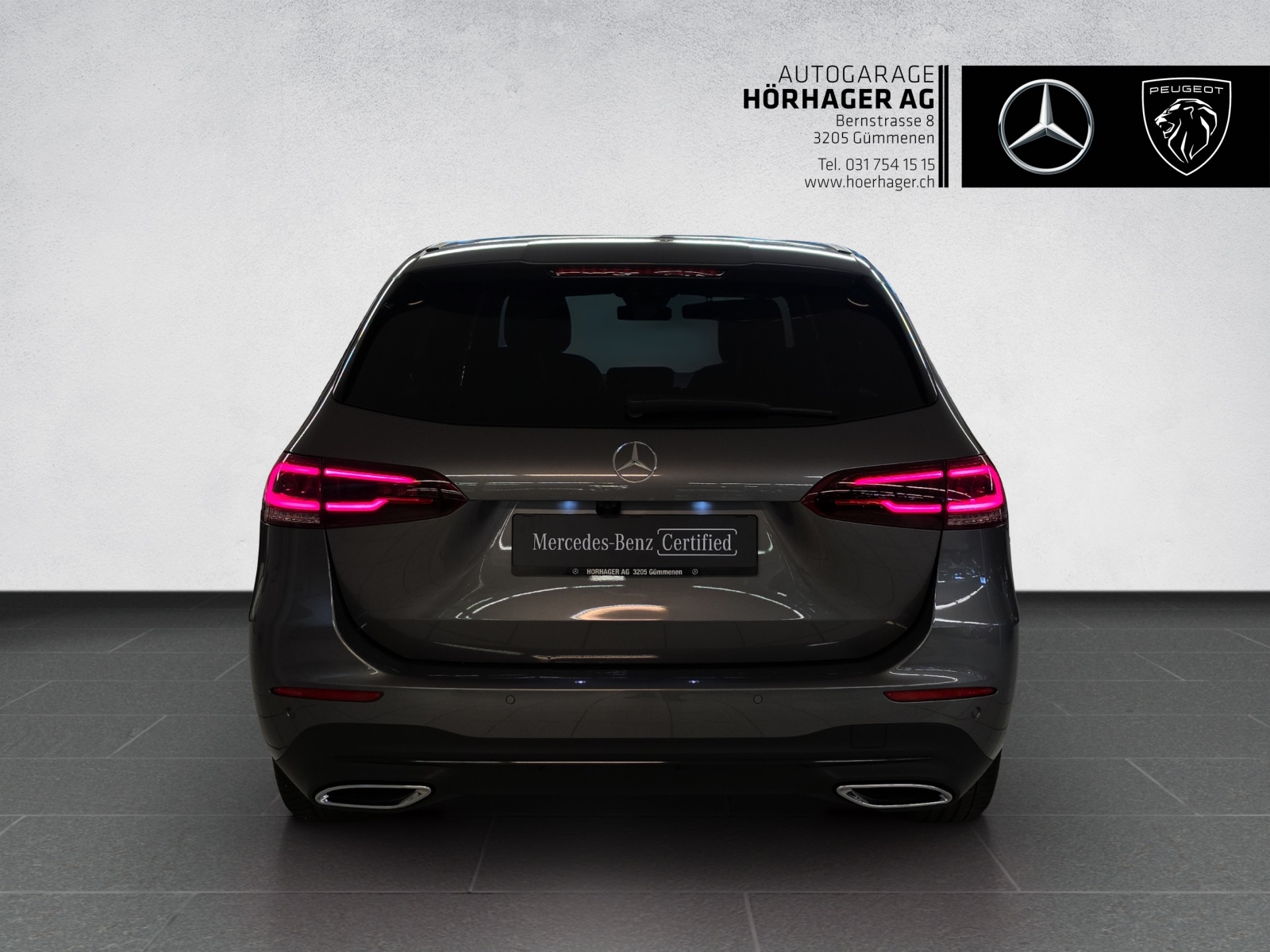 MERCEDES-BENZ B 200 Night Star-showroom-element-3