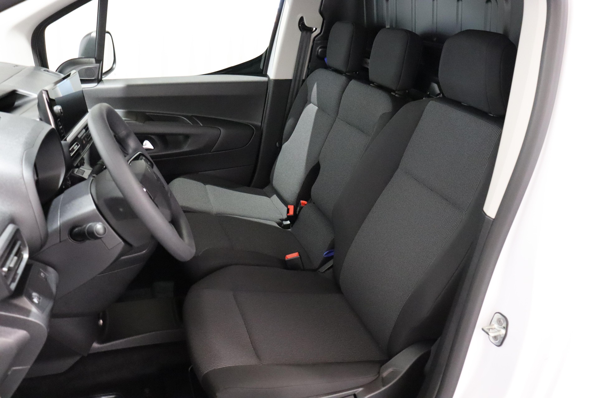 CITROEN Berlingo M 1.2 PureTech 110 First S/S-image-5