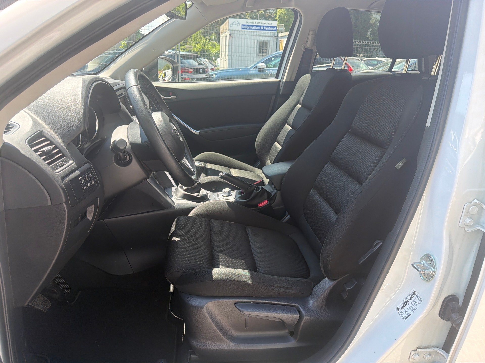 MAZDA CX-5 2.2 D Ambition AWD * Navigation * Xenon * Klima-auto * Tempomat * PDC V&H * Frisch Ab MFK-image-6