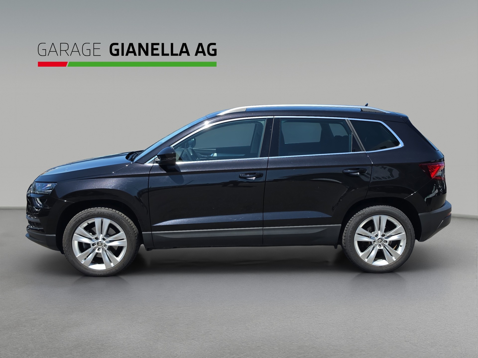 SKODA Karoq 2.0 TDI CR Ambition 4x4-showroom-element-1