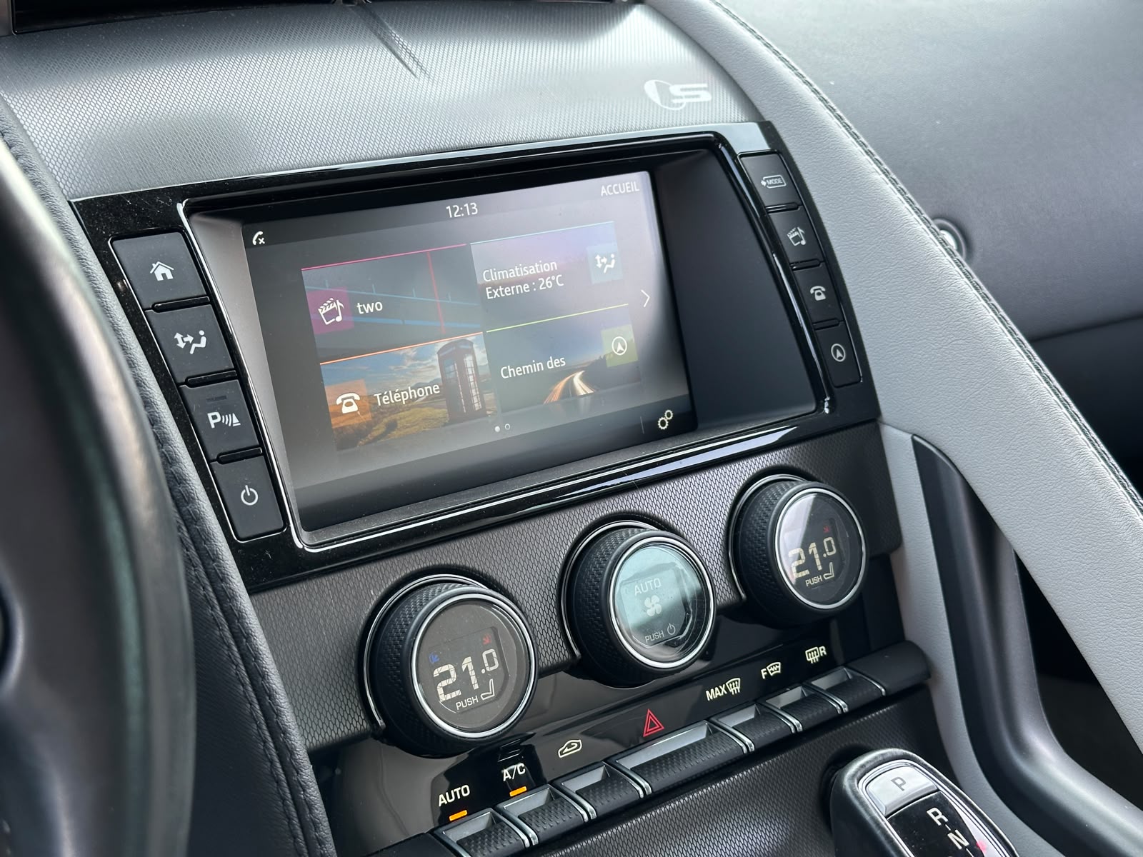 JAGUAR F-Type Coupé S 3.0 V6 S/C AWD-image-13