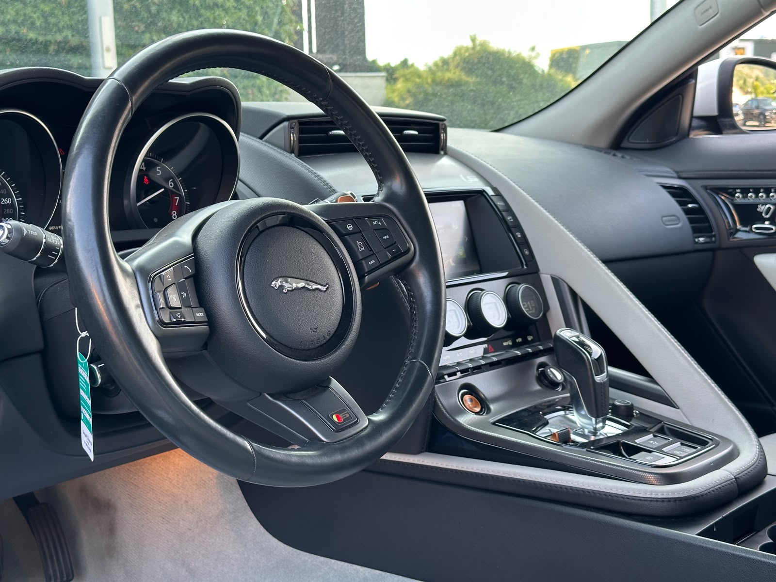JAGUAR F-Type Coupé S 3.0 V6 S/C AWD-image-11