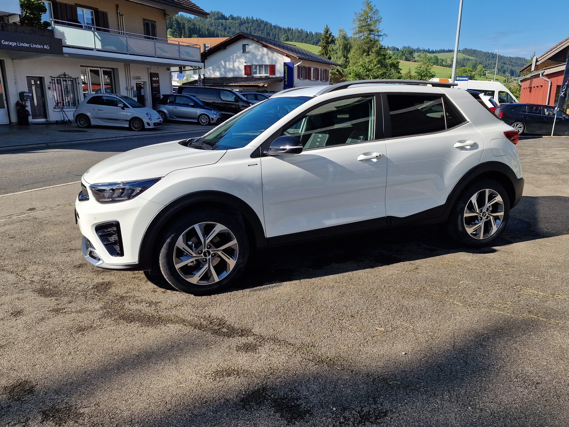 KIA Stonic 1.0 T-GDI GT-Line DCT-image-4