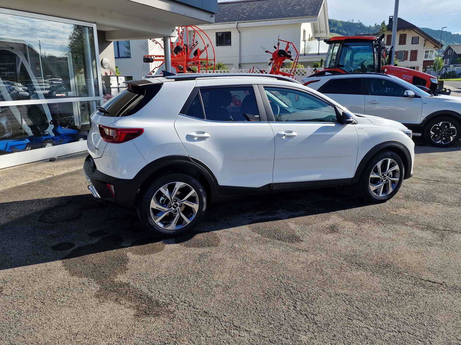 KIA Stonic 1.0 T-GDI GT-Line DCT-showroom-element-1