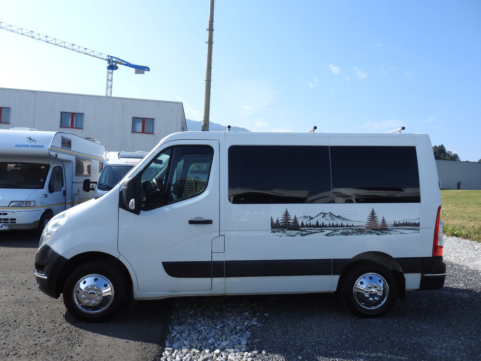 RENAULT T29 dCi100-showroom-element-2