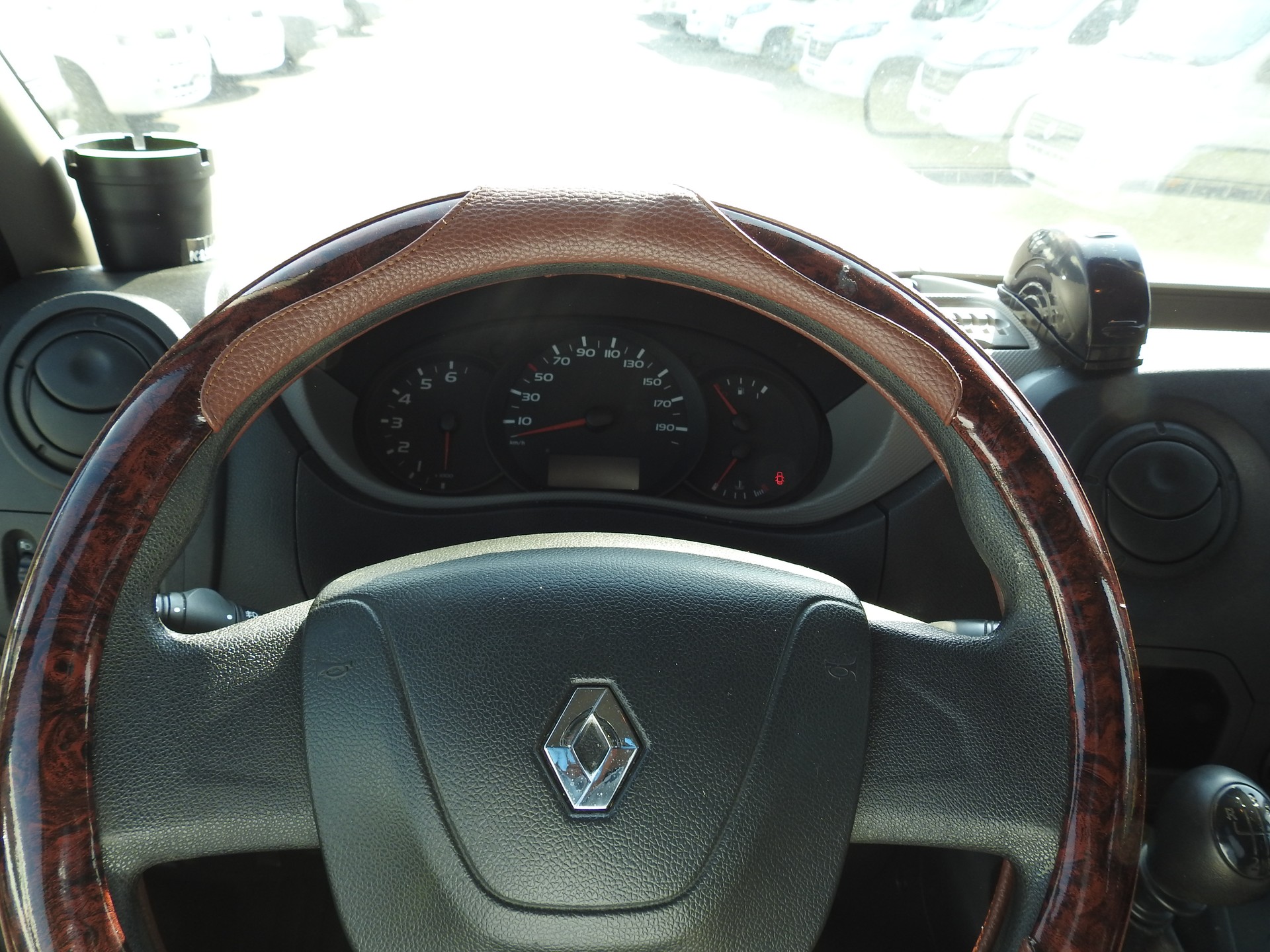 RENAULT T29 dCi100-image-23