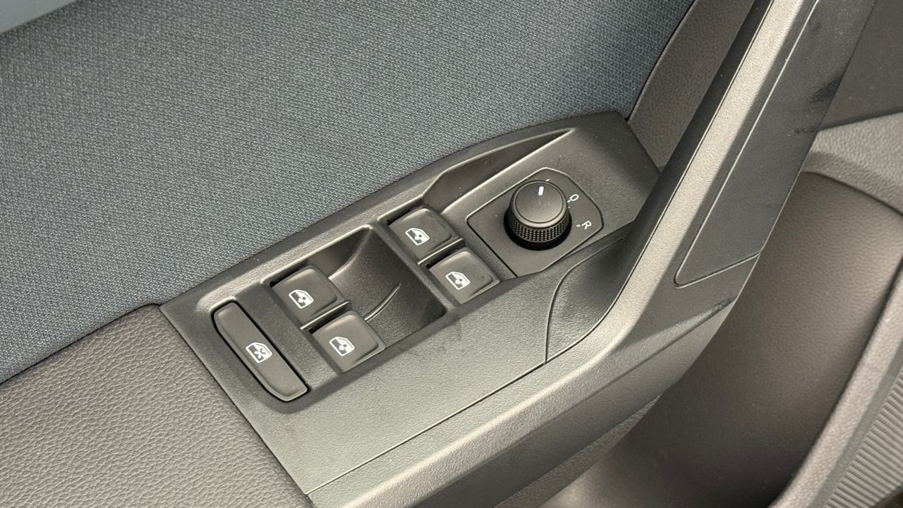 SEAT Arona 1.0 TSI Eco Style DSG-image-8