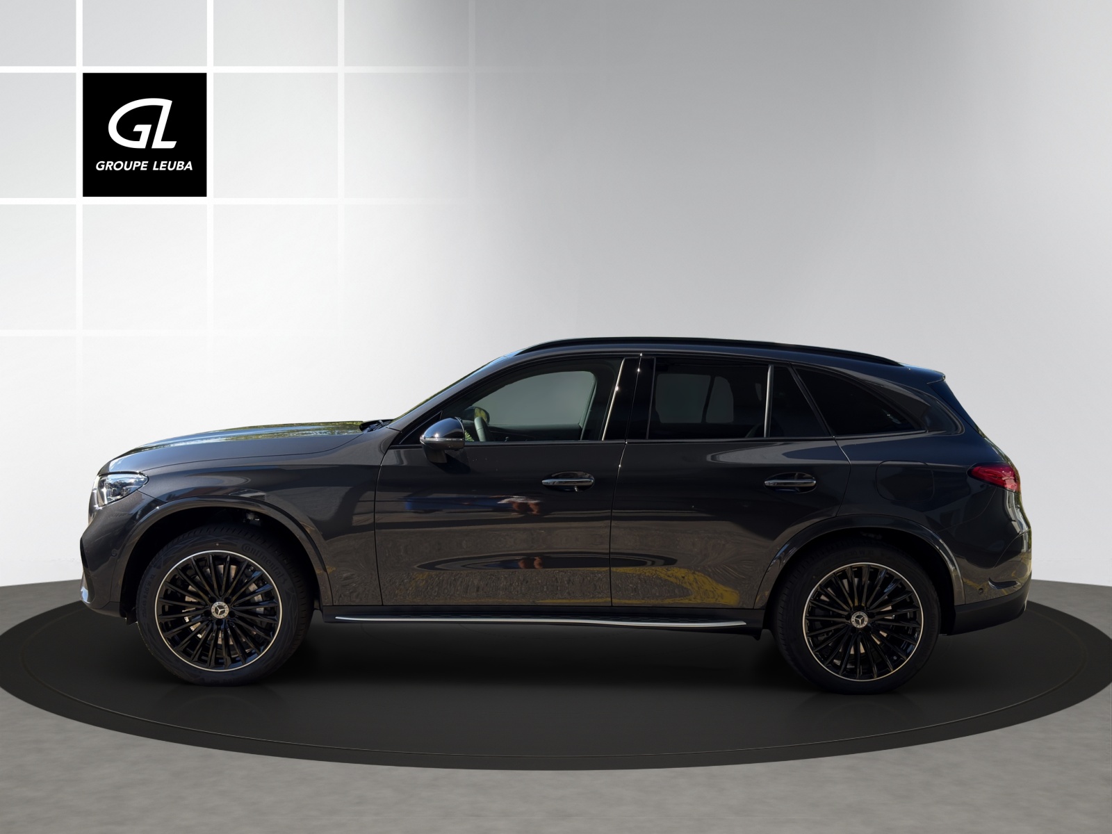 MERCEDES-BENZ GLC 400 e 4Matic EQ Star 9G-Tronic-showroom-element-2