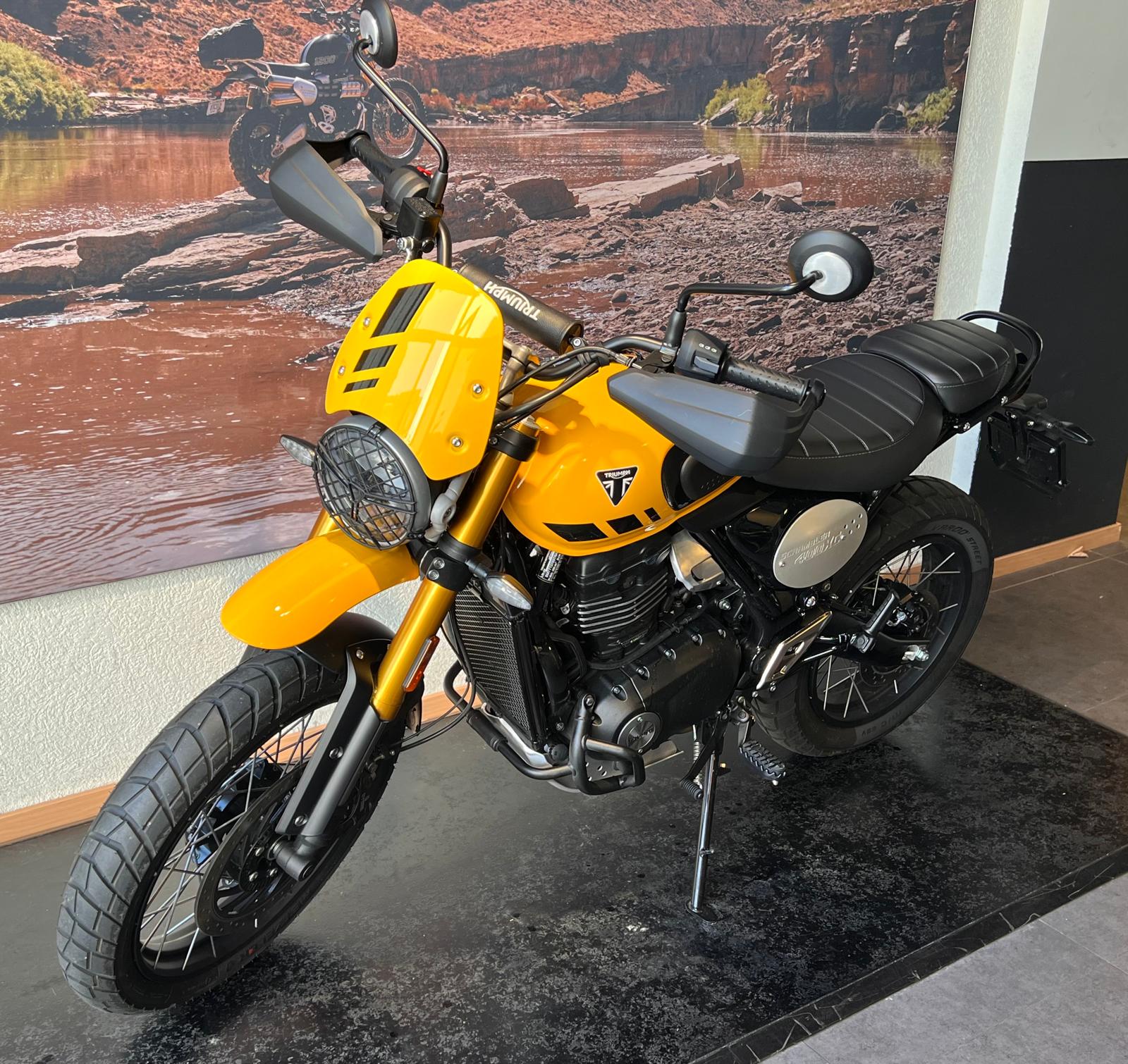 TRIUMPH Scrambler 400 X-showroom-element-2