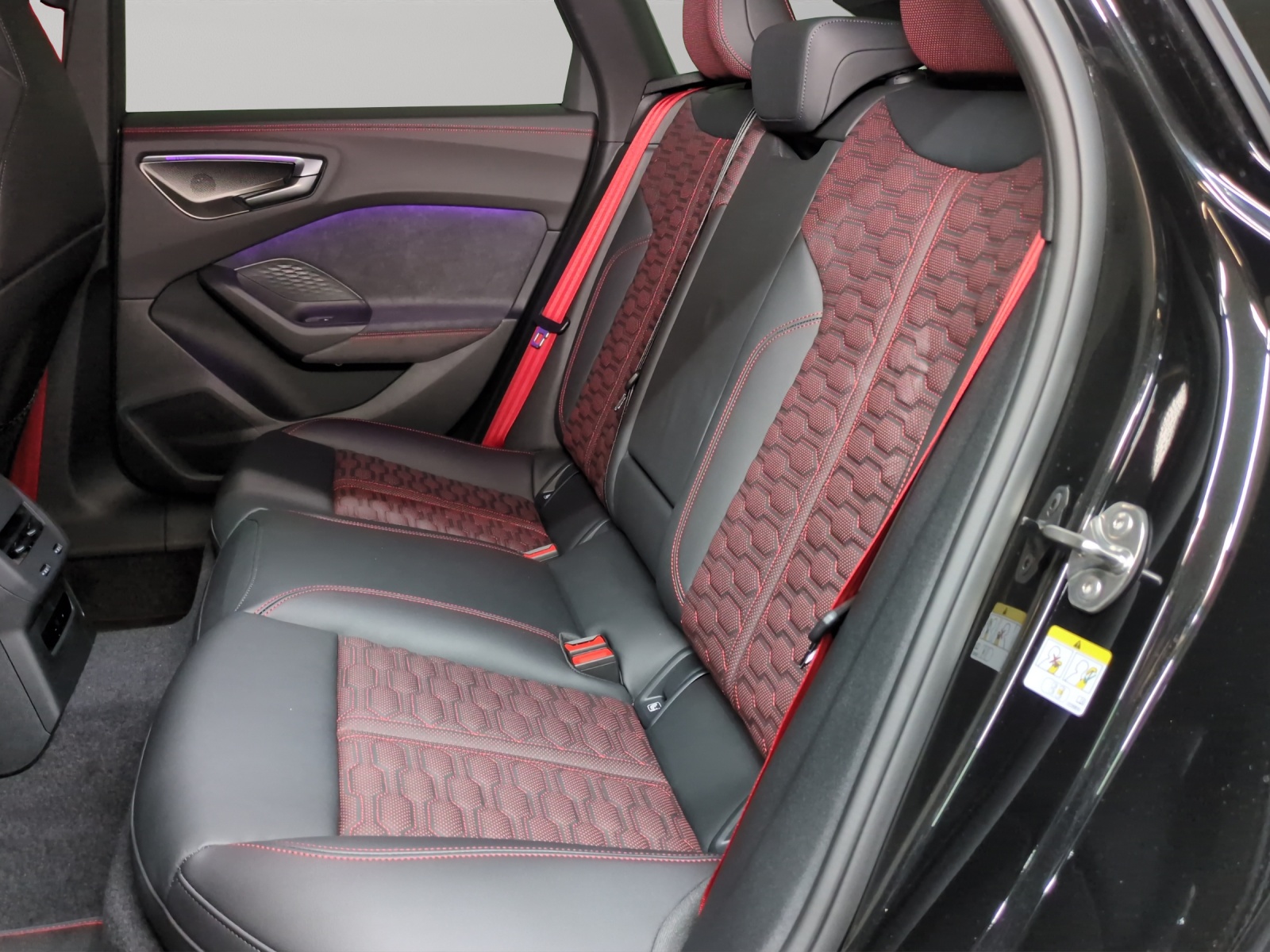 AUDI RS 5 Avant TFSI 470 kW Tiptronic quattro-image-8