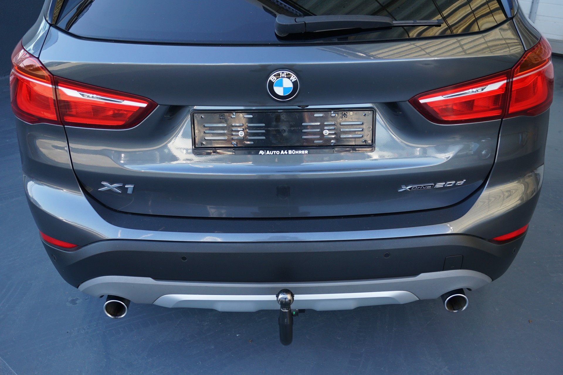 BMW X1 xDrive 20d x Line mit Abstandsregeltempomat-image-9