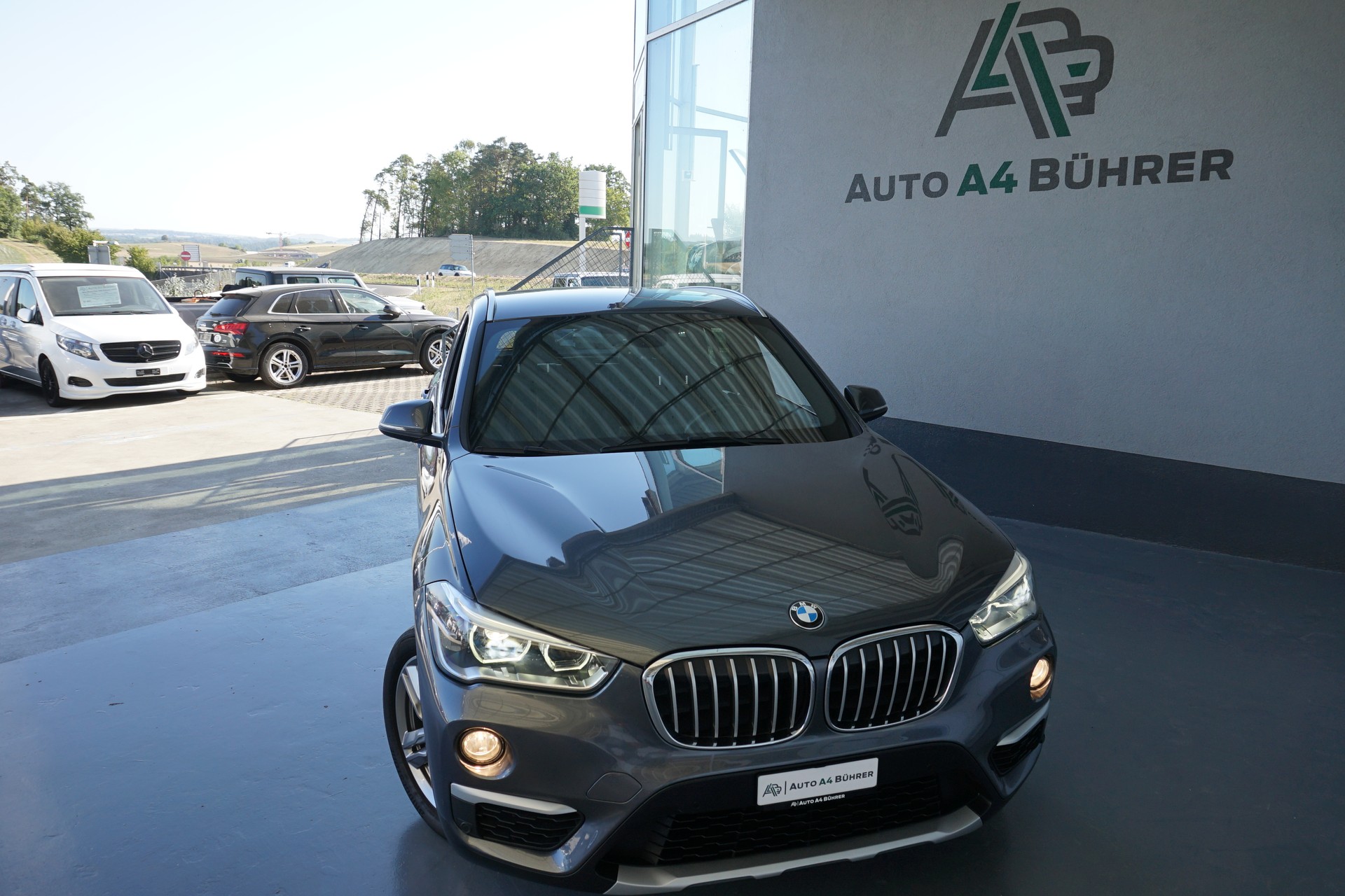 BMW X1 xDrive 20d x Line mit Abstandsregeltempomat-showroom-element-1