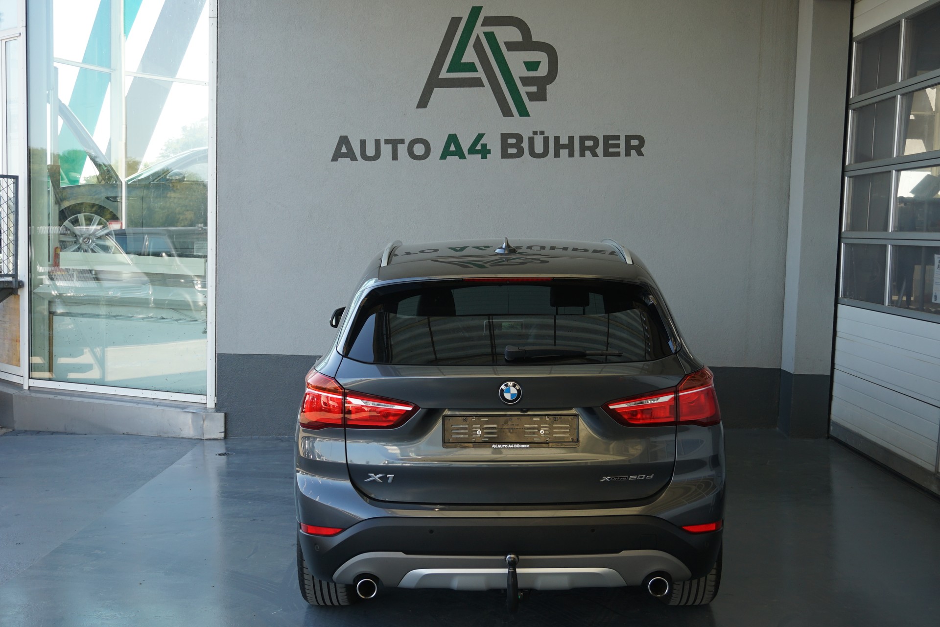 BMW X1 xDrive 20d x Line mit Abstandsregeltempomat-image-8