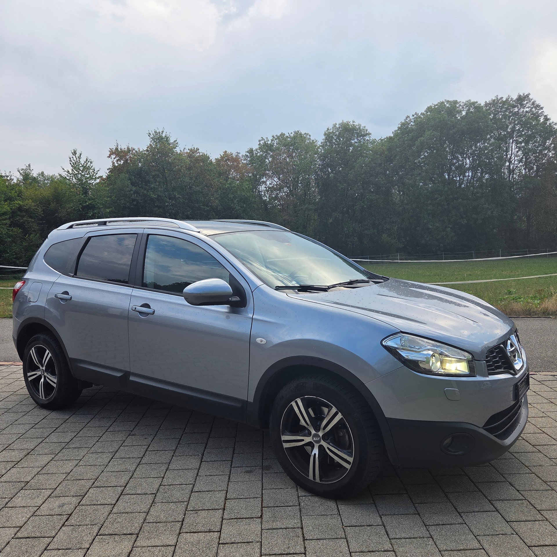 NISSAN Qashqai +2 2.0 dCi 4WD acenta Automatic