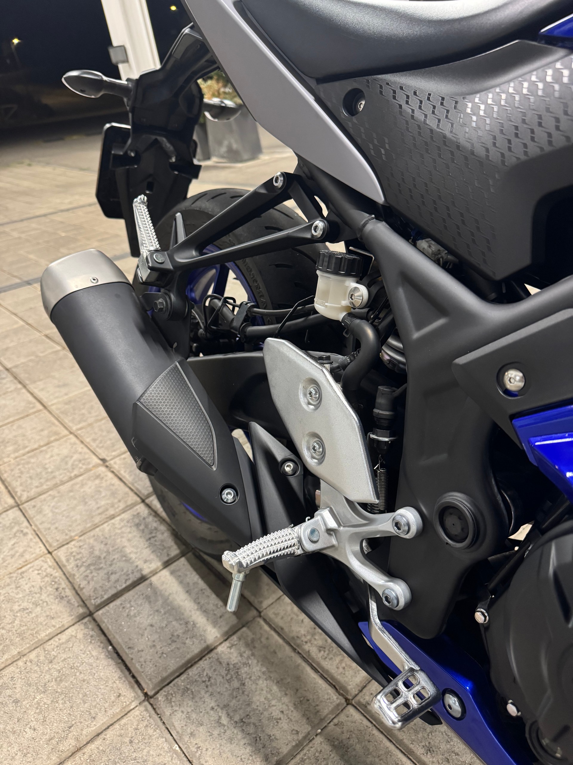 YAMAHA YZF-R3 ABS-image-10
