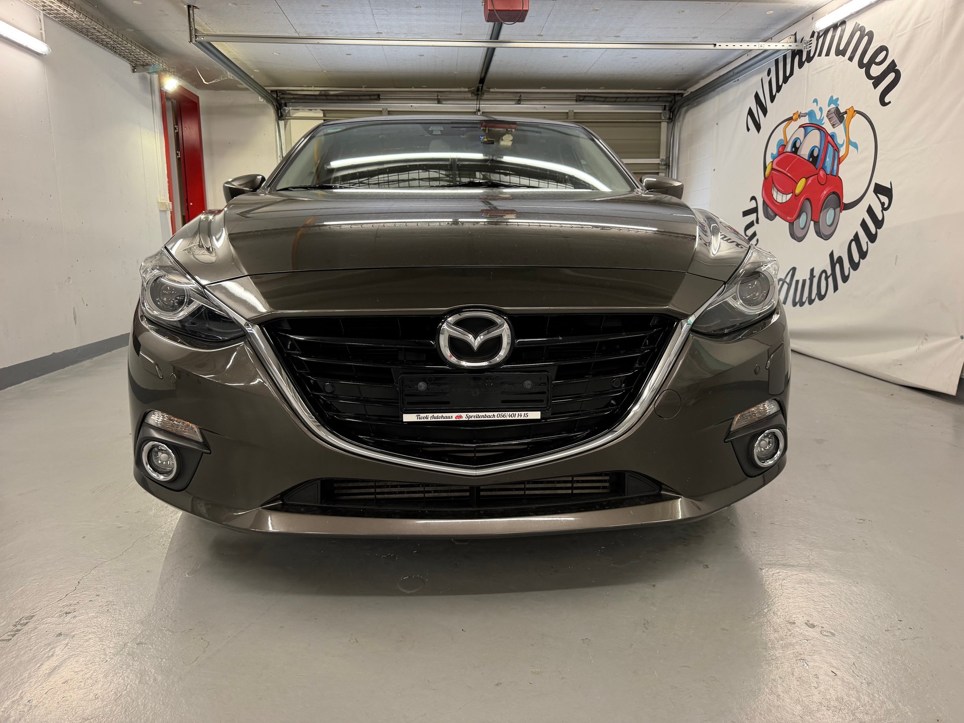 MAZDA 3 2.2 16V CD Revolution Activematic-showroom-element-2