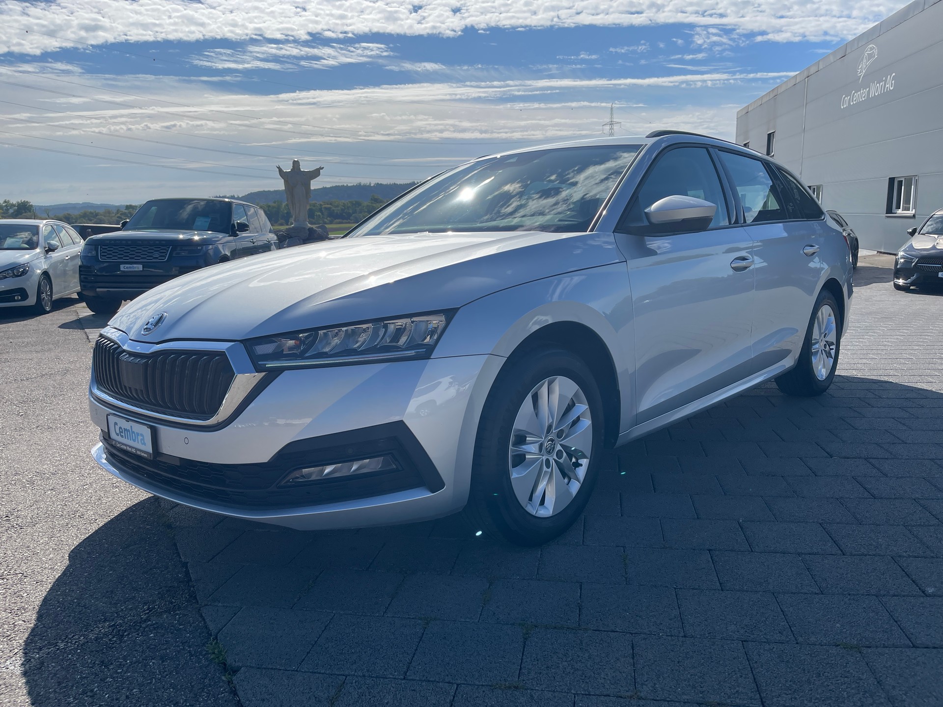 SKODA Octavia Combi 1.5 TSI ACT EVO Ambition-image-1