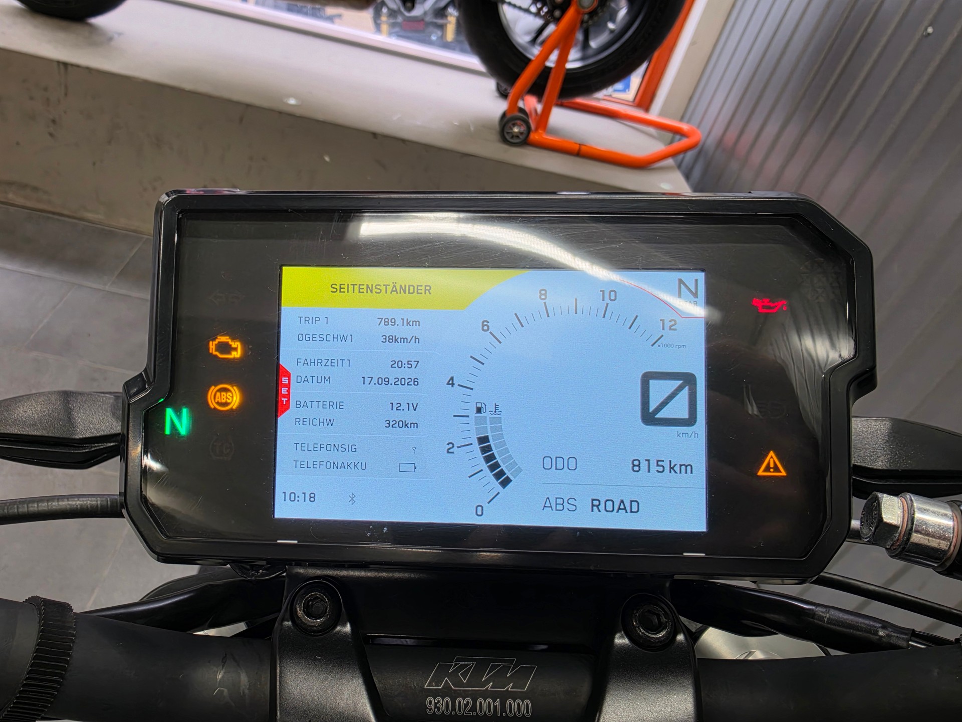 KTM 125 Duke-image-7