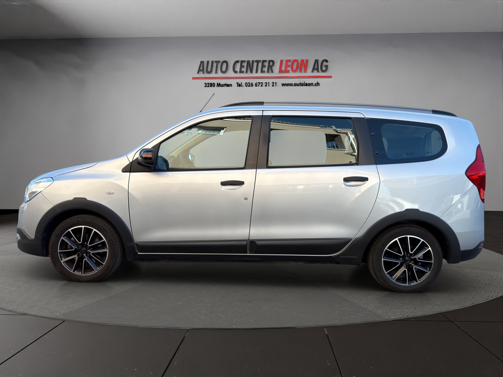 DACIA Lodgy TCE 130 Stepway 7PL-showroom-element-2