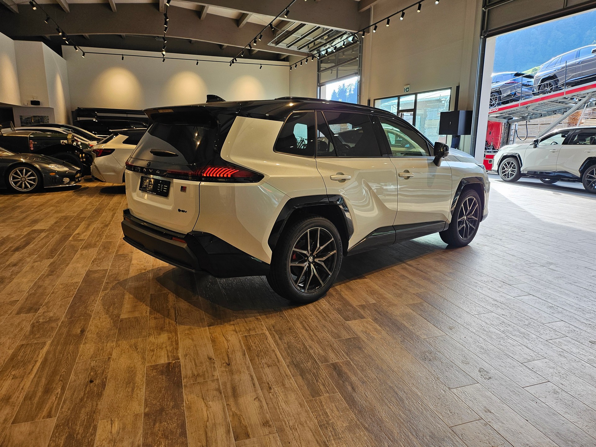TOYOTA RAV-4 2.5 HSD GR Sport e-CVT 4WDđ„8-fachđ„-image-8