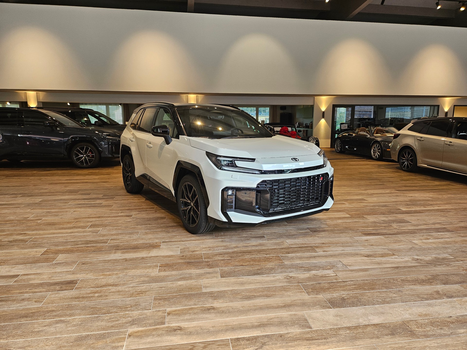 TOYOTA RAV-4 2.5 HSD GR Sport e-CVT 4WDđ„8-fachđ„-image-4