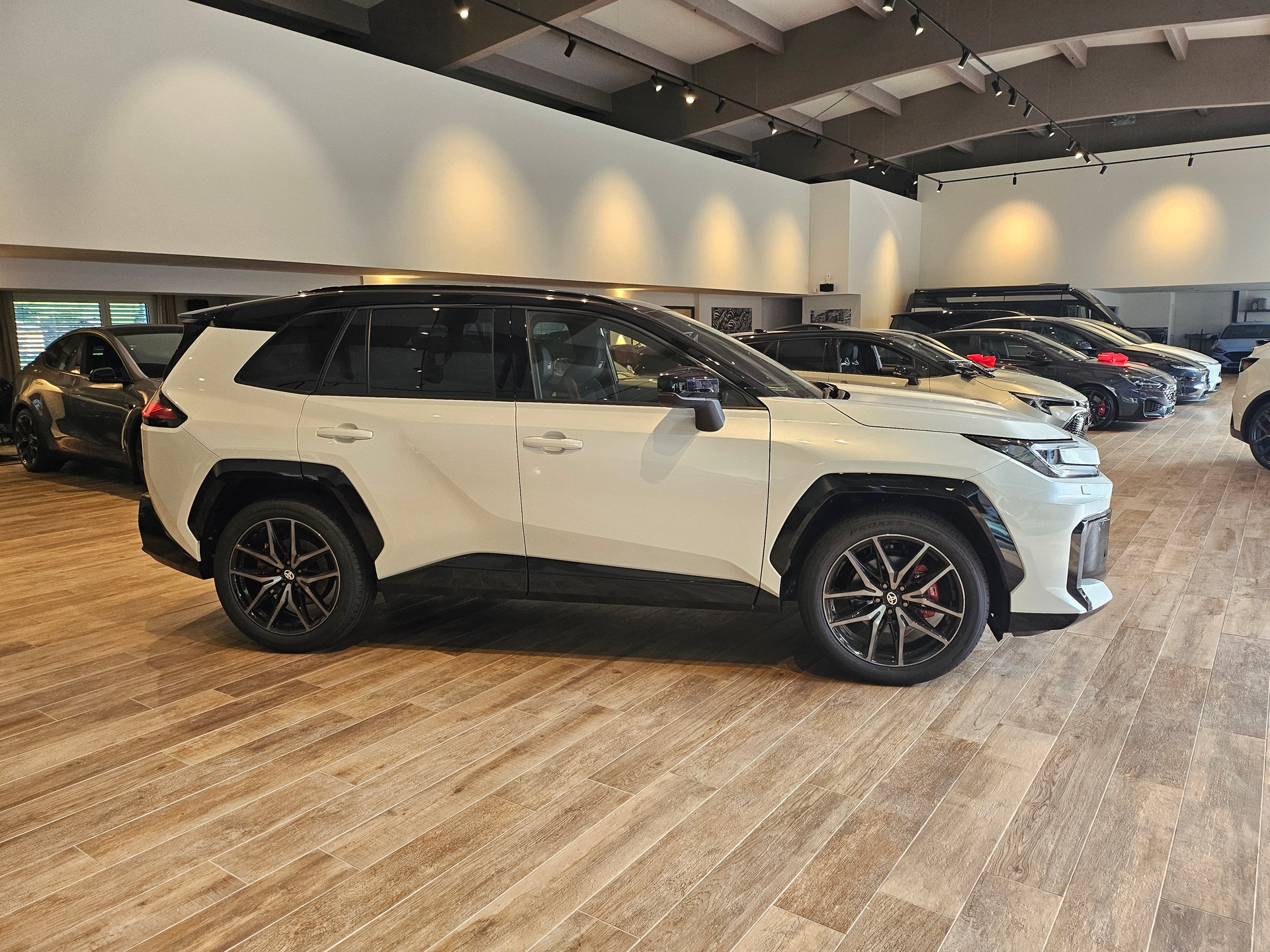 TOYOTA RAV-4 2.5 HSD GR Sport e-CVT 4WDđ„8-fachđ„-image-6