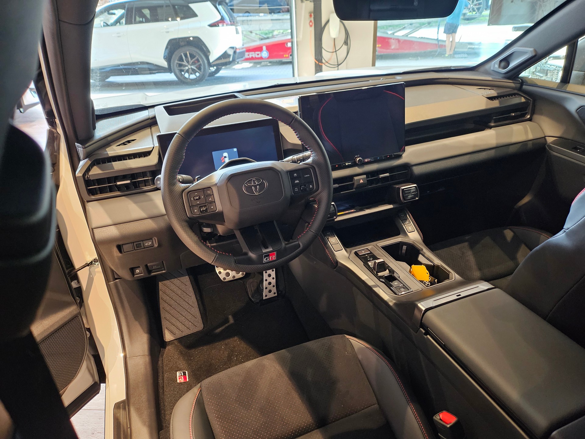 TOYOTA RAV-4 2.5 HSD GR Sport e-CVT 4WDđ„8-fachđ„-image-22