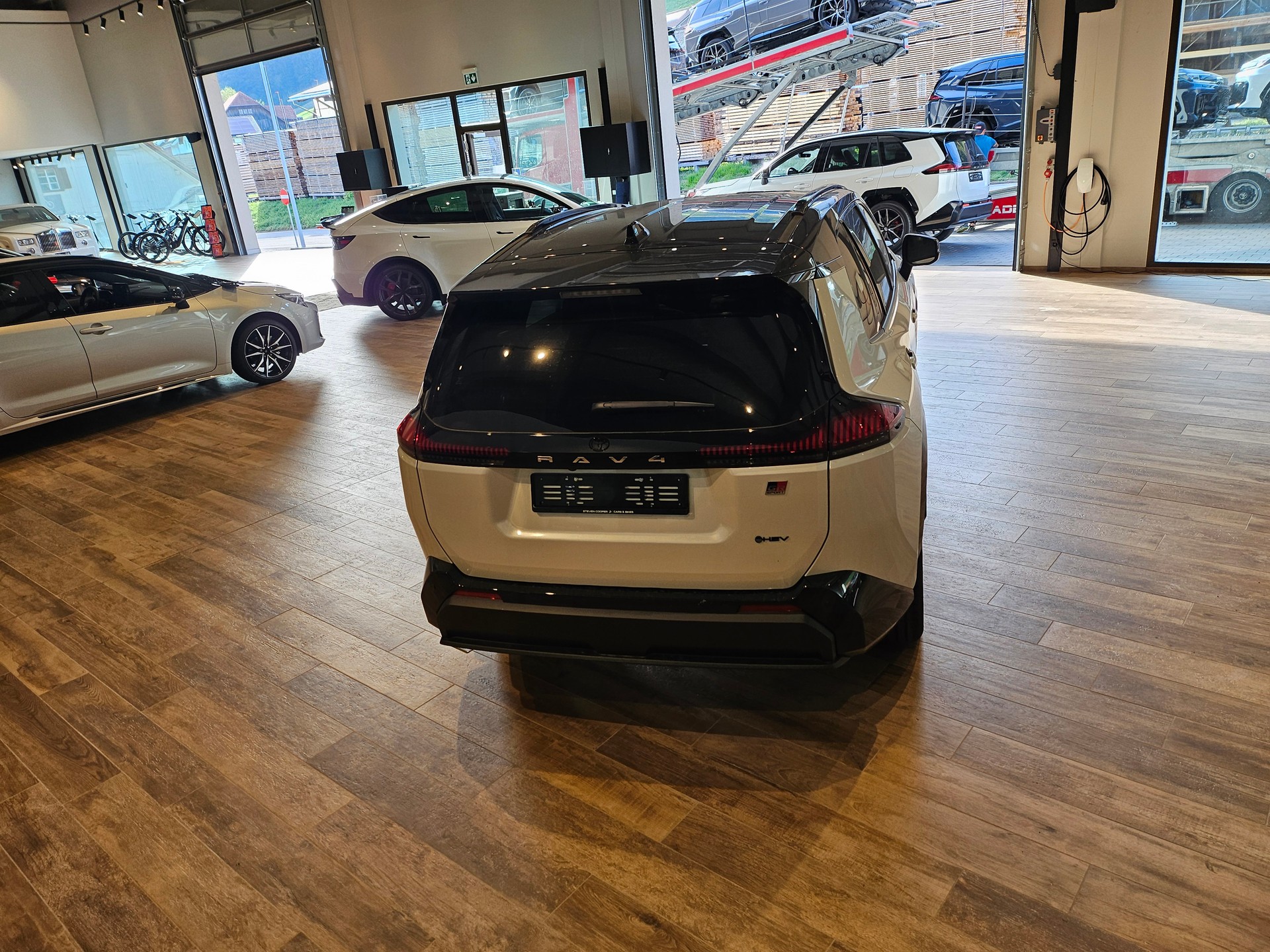 TOYOTA RAV-4 2.5 HSD GR Sport e-CVT 4WDđ„8-fachđ„-image-11