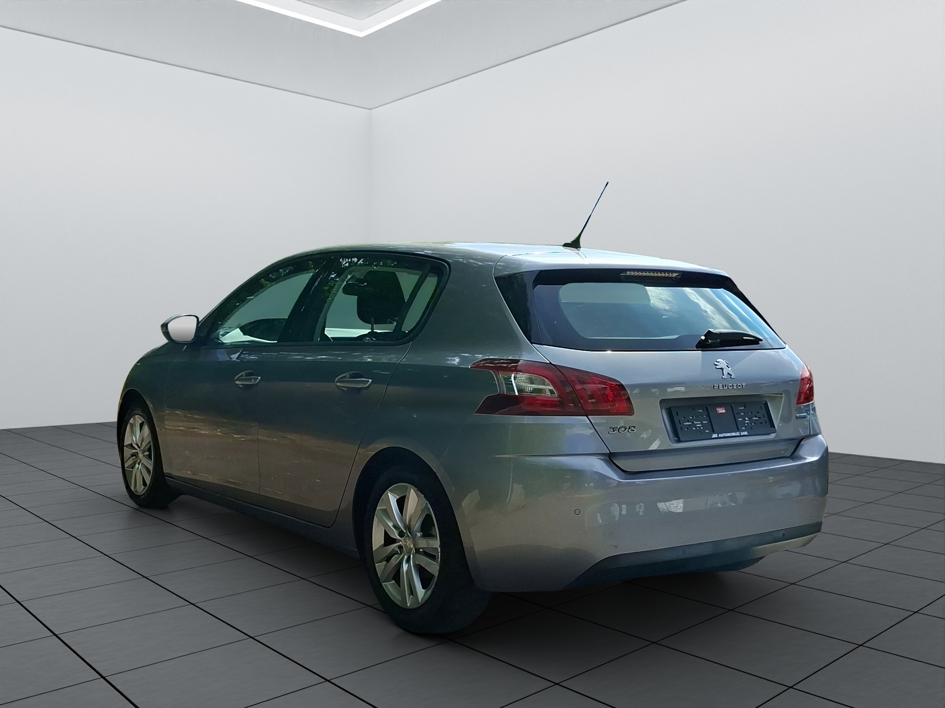 PEUGEOT 308 1.2 THP Style-image-5