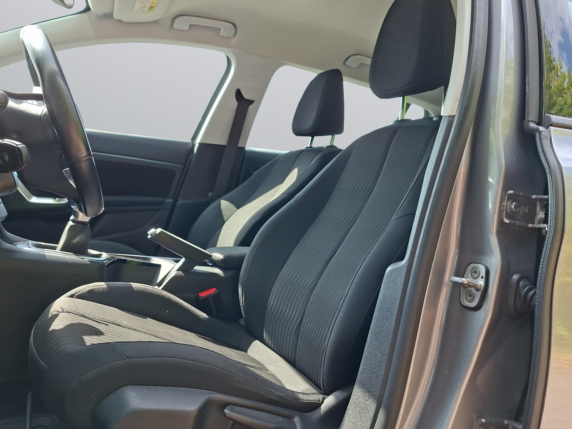 PEUGEOT 308 1.2 THP Style-image-8
