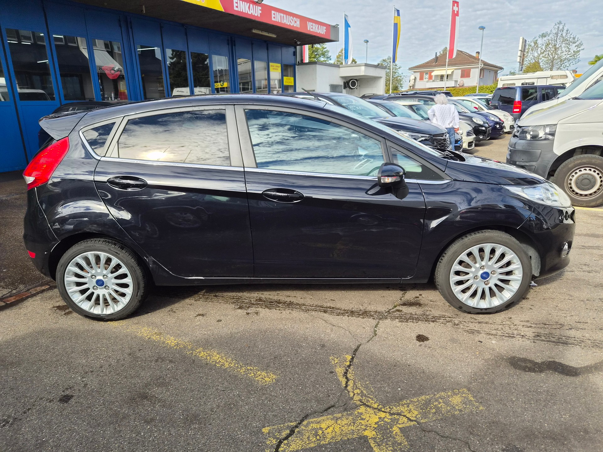 FORD Fiesta 1.6 16V Titanium-image-7