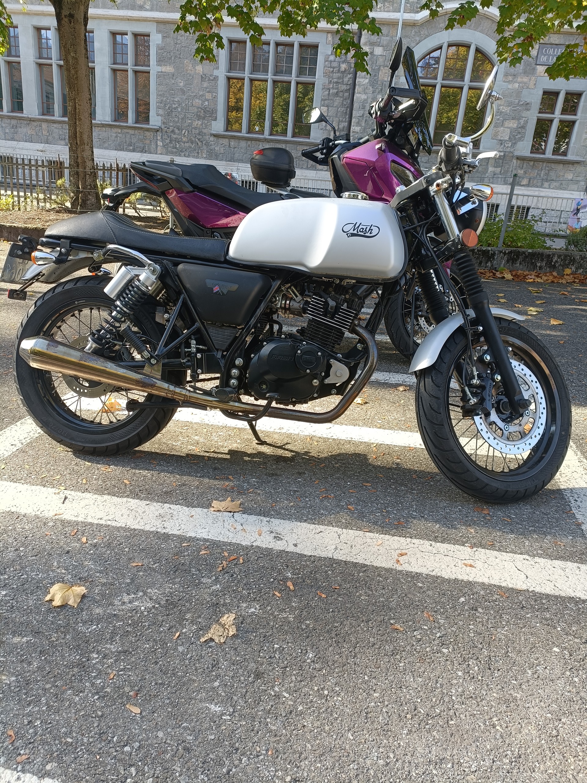 MASH CAFE RACER-image-2