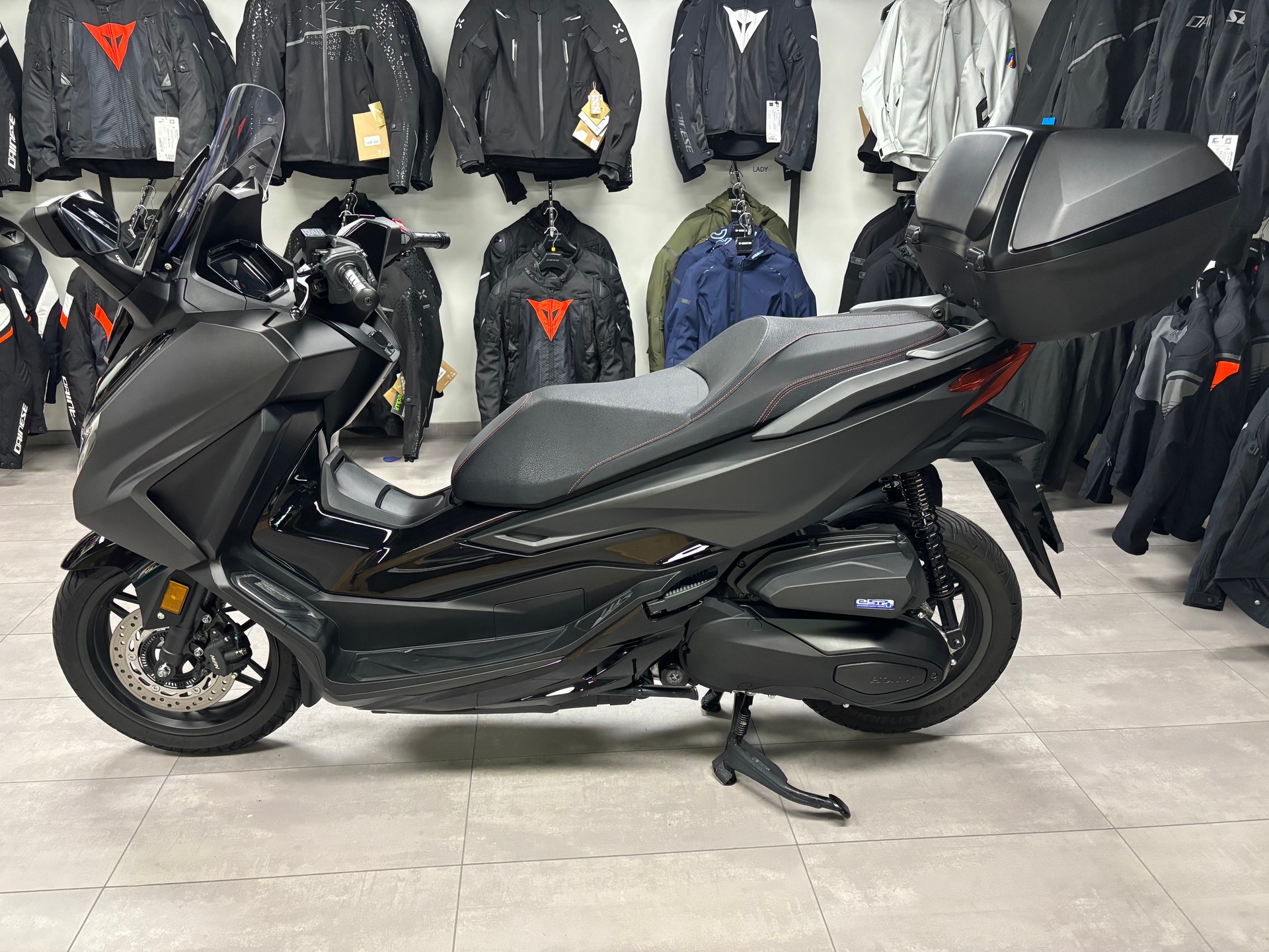 HONDA NSS 350 Smart Top Box-image-1