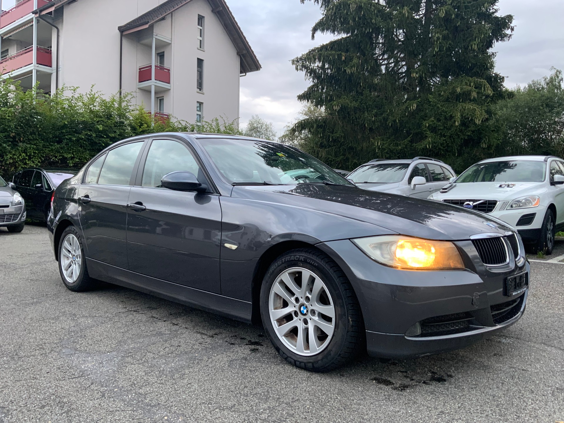 BMW 320i Steptronic-image-2