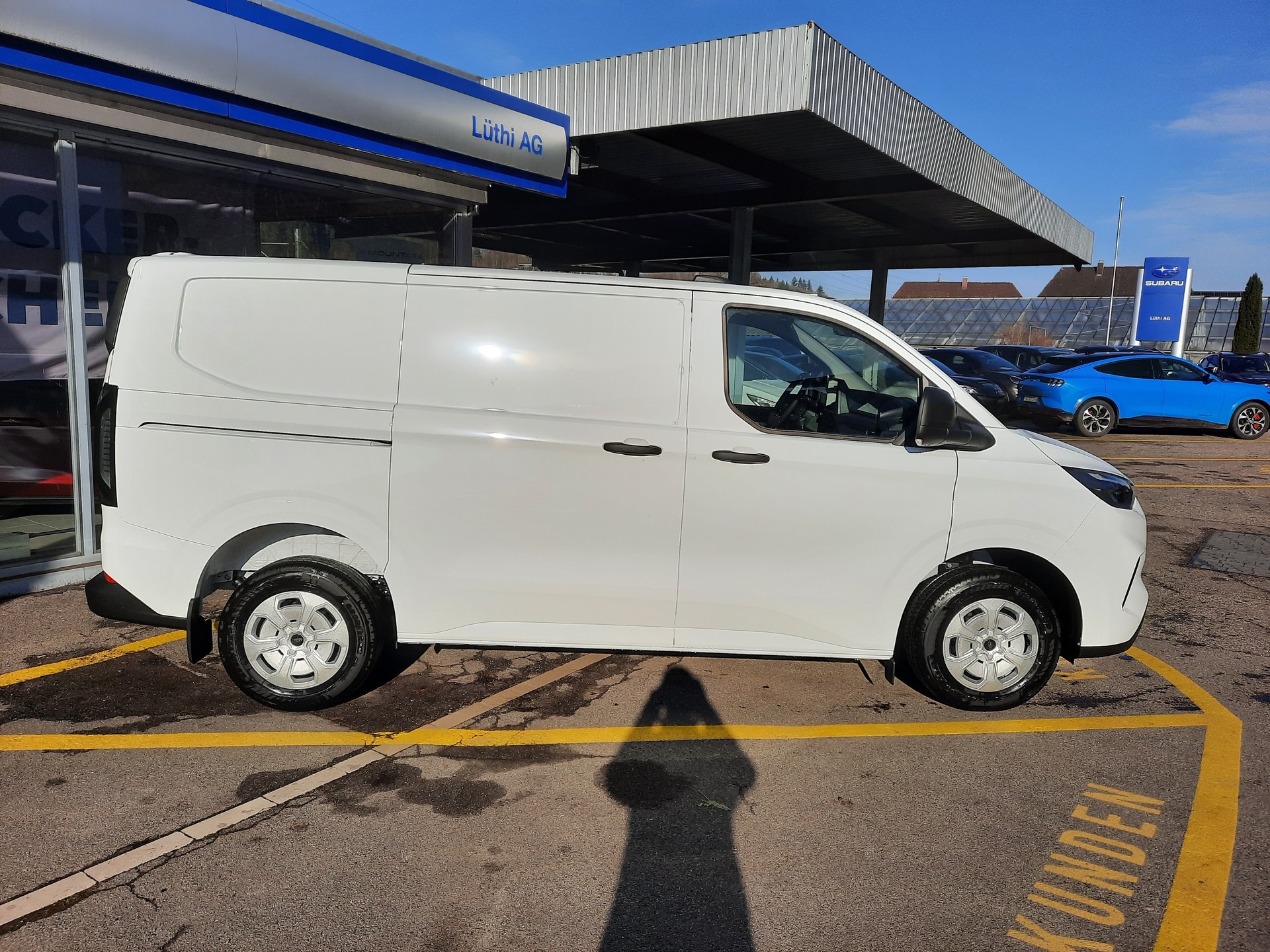 FORD Transit Custom Van 300 L1H1 Trend-image-3