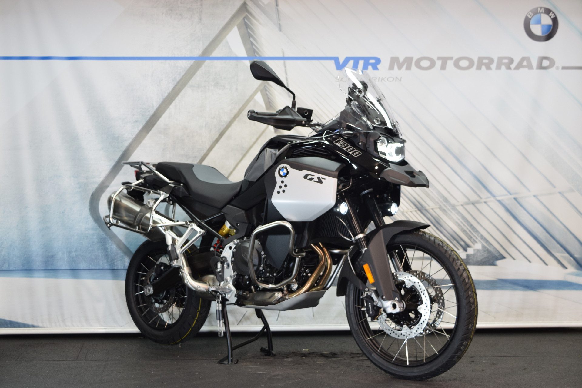BMW F 900 GS Adventure Ride Pro