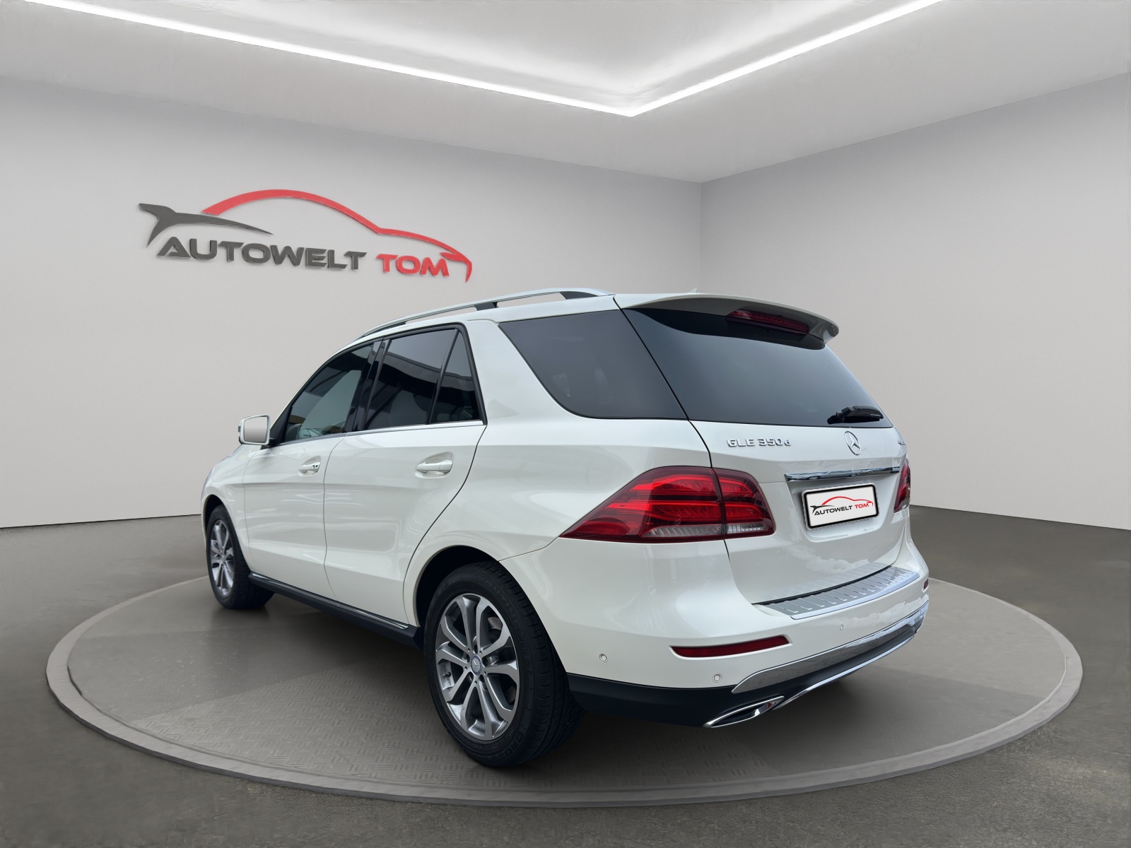 MERCEDES-BENZ GLE 350 d Executive 4Matic 9G-Tronic-image-2