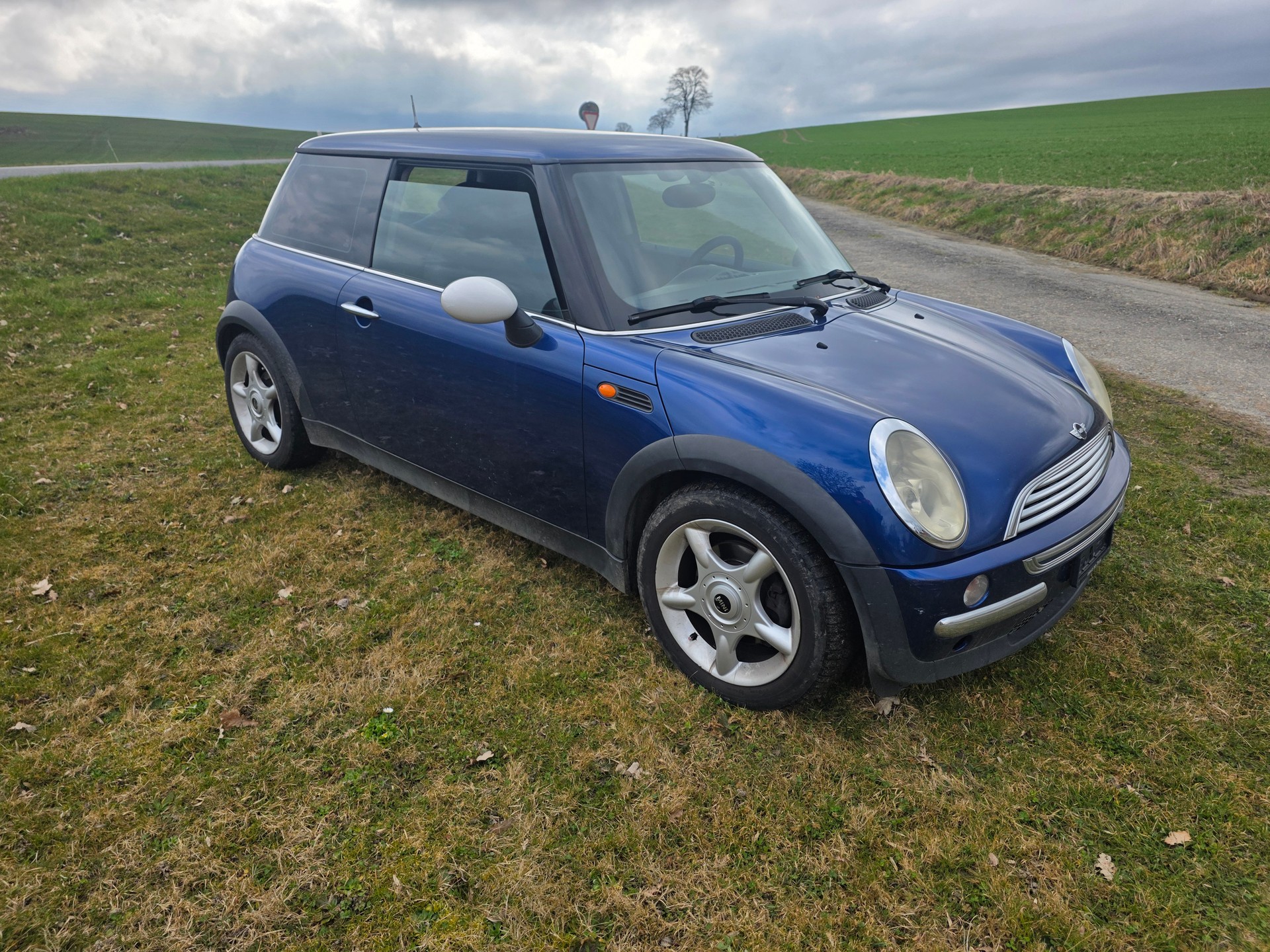 MINI Cooper-image-3