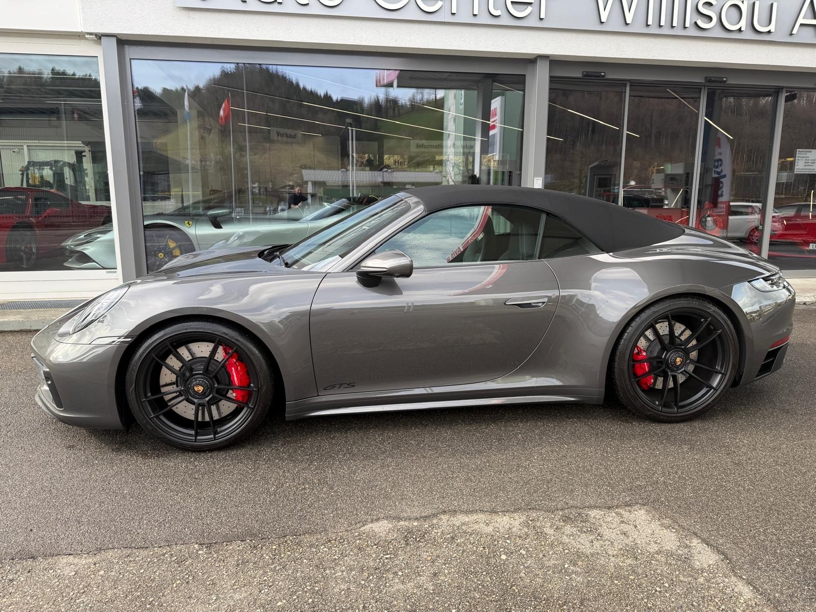 PORSCHE 911 Carrera GTS Cabriolet PDK-image-18