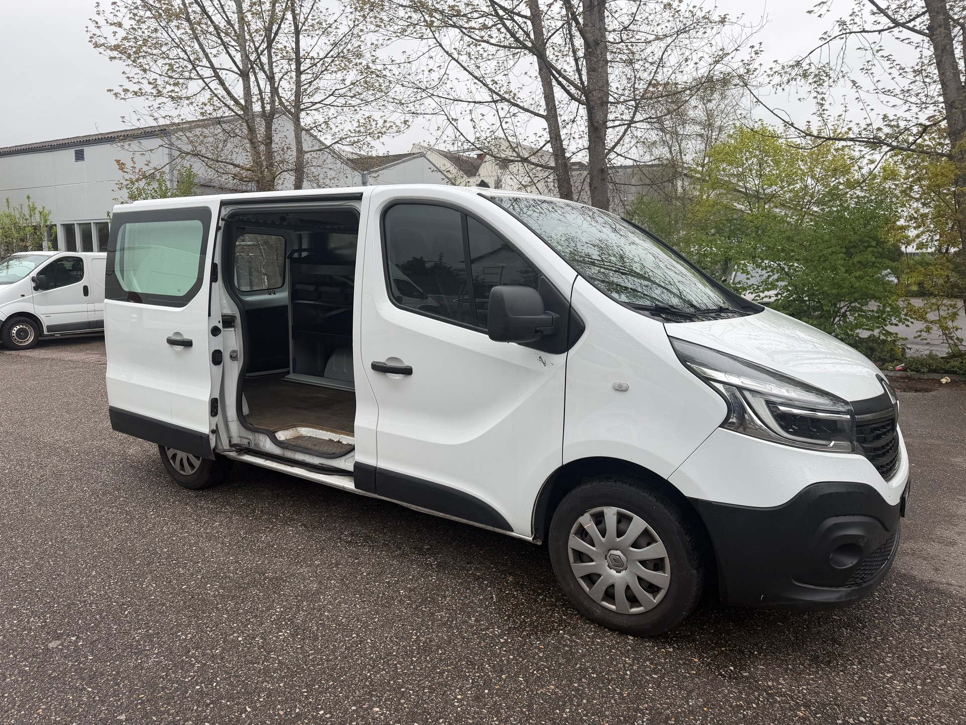 RENAULT Trafic 2.0 dCi 120 3.0t Business L1H1 * 03x Sitze * Klimaanlage * Tempomat * PDC H * RF-Kamera * Frisch Ab MFK-image-9