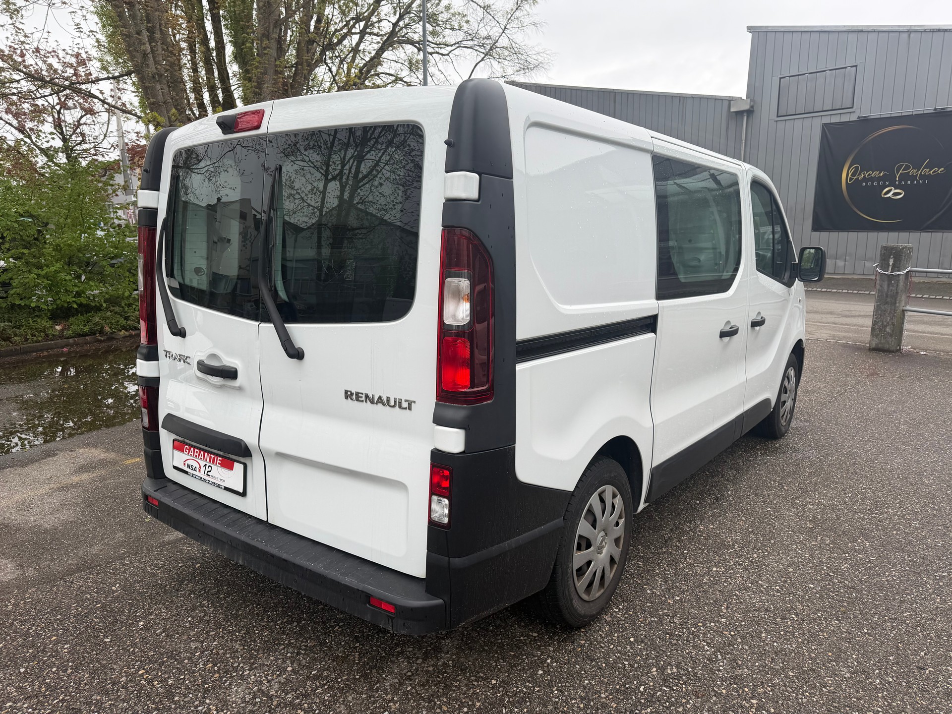 RENAULT Trafic 2.0 dCi 120 3.0t Business L1H1 * 03x Sitze * Klimaanlage * Tempomat * PDC H * RF-Kamera * Frisch Ab MFK-image-4