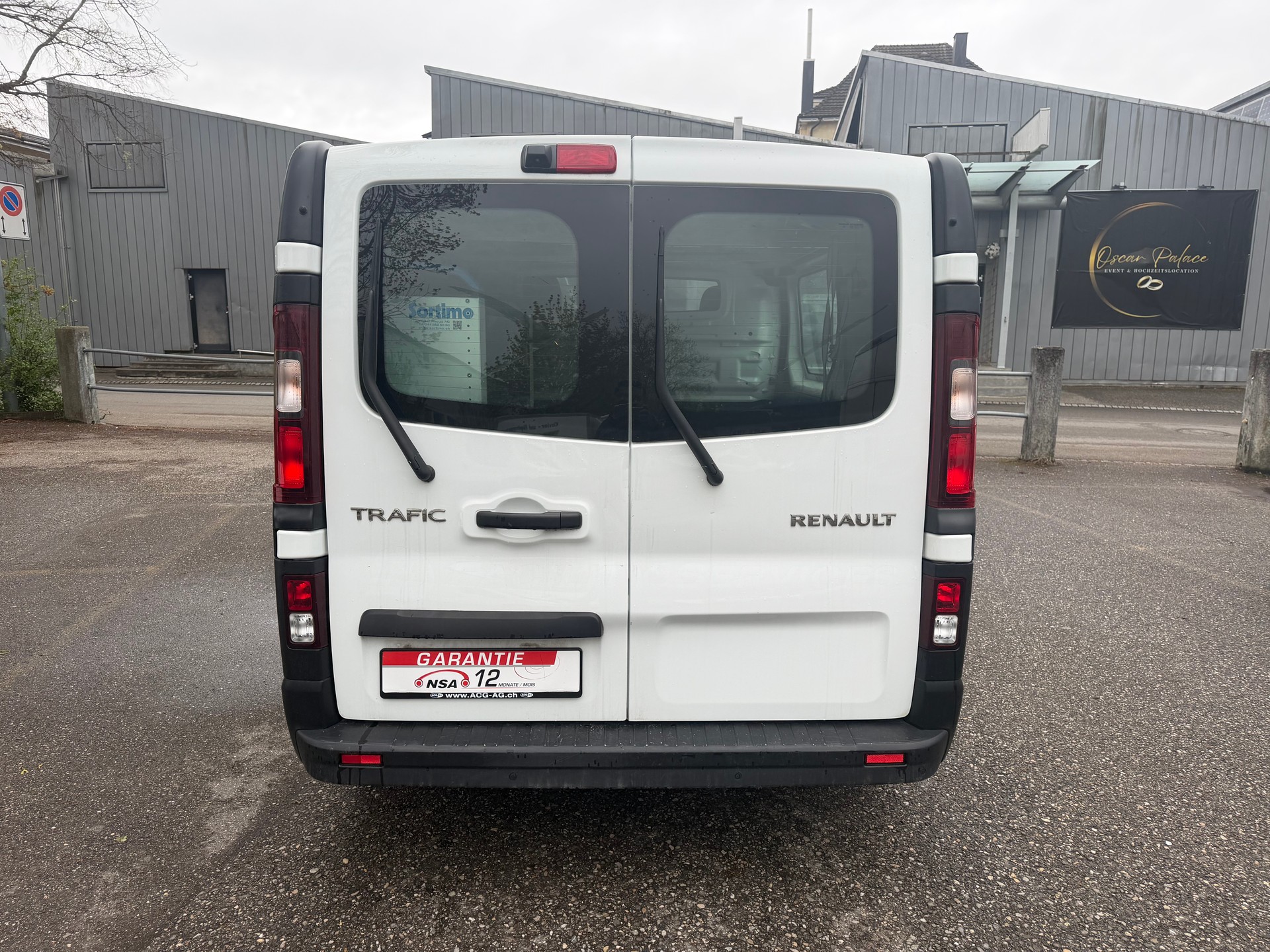 RENAULT Trafic 2.0 dCi 120 3.0t Business L1H1 * 03x Sitze * Klimaanlage * Tempomat * PDC H * RF-Kamera * Frisch Ab MFK-image-13