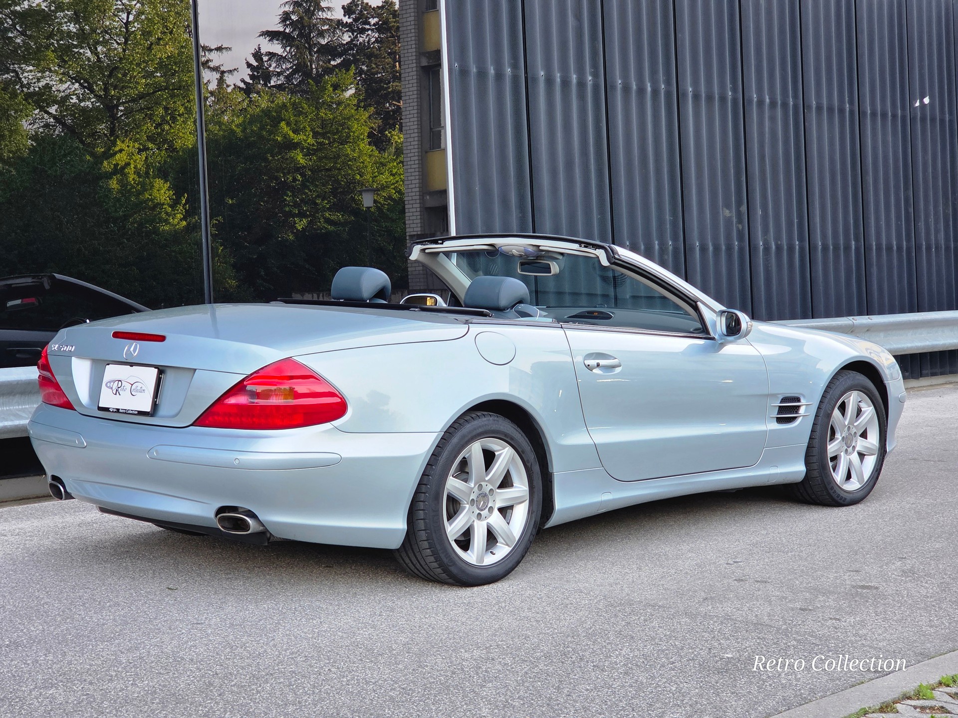 MERCEDES-BENZ SL 500 Automatic - superbe état - voiture CH - KEYLESS-GO, feux bi-xenon - expertisée 04.26-image-4