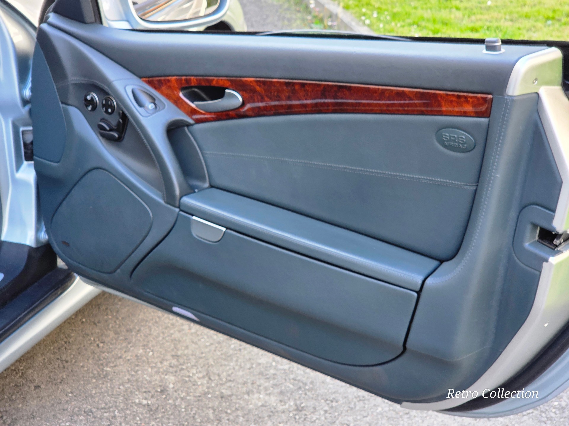 MERCEDES-BENZ SL 500 Automatic - superbe état - voiture CH - KEYLESS-GO, feux bi-xenon - expertisée 04.26-image-12