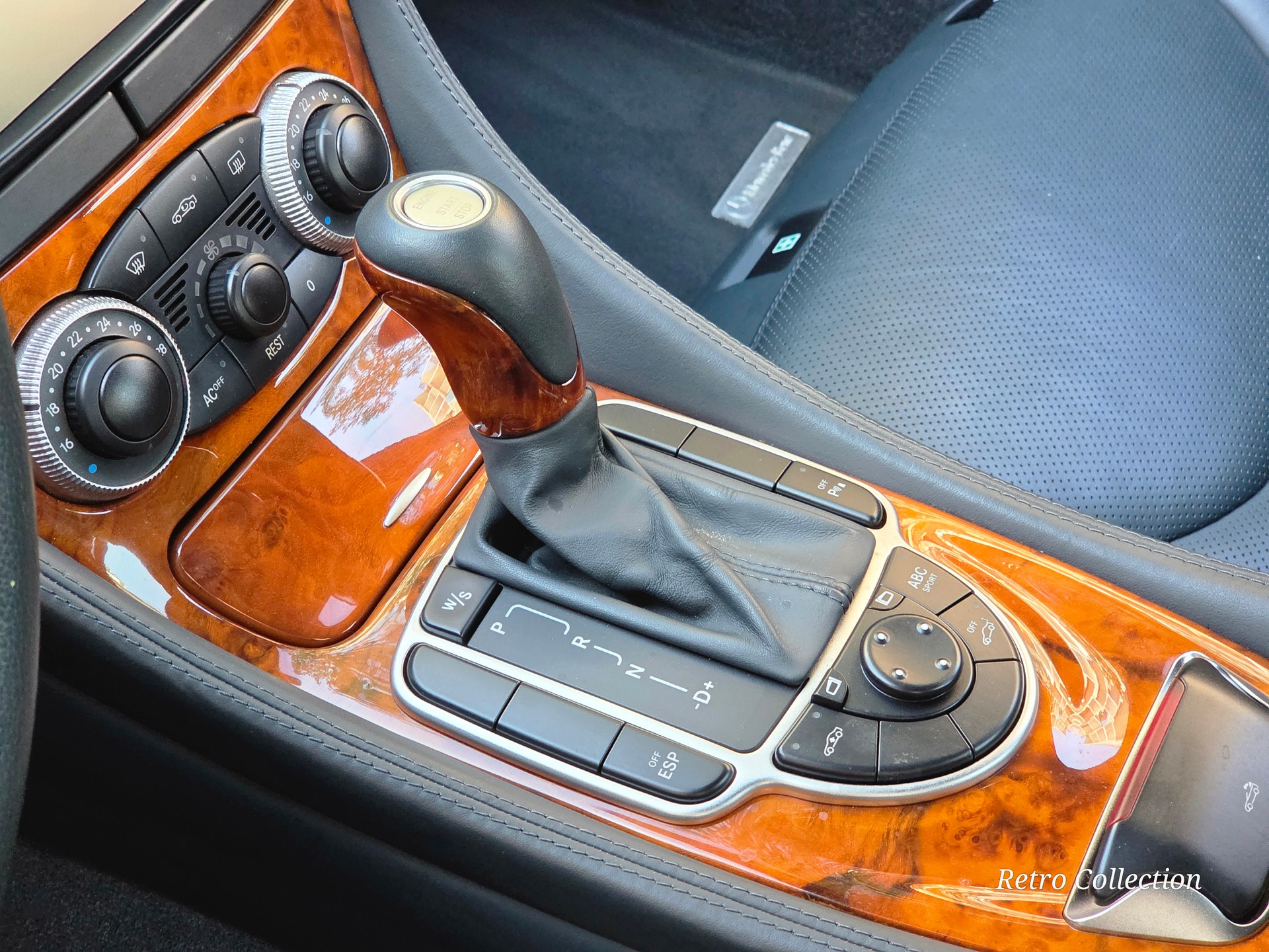 MERCEDES-BENZ SL 500 Automatic - superbe état - voiture CH - KEYLESS-GO, feux bi-xenon - expertisée 04.26-image-13