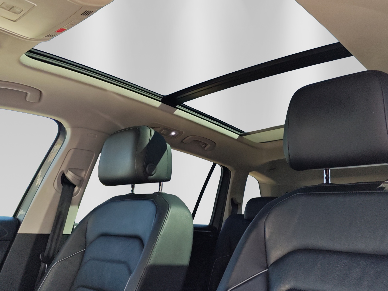 VW Tiguan Allspace 2.0 TDI SCR Highline 4Motion DSG-image-12