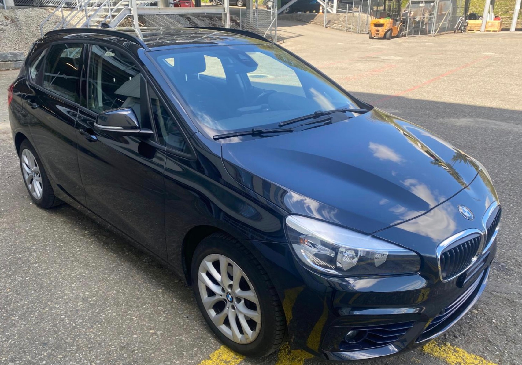 BMW 218d Active Tourer Steptronic-image-2