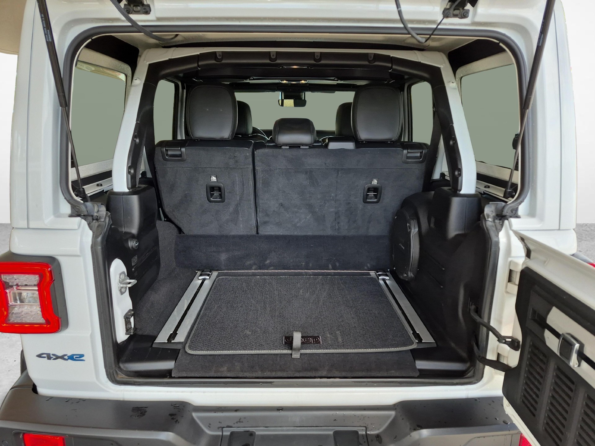 JEEP Wrangler 2.0 Turbo 80th Anniversary / ab 3,99% Leasing bei Abschluss einer Protect Autoversicherung-image-11