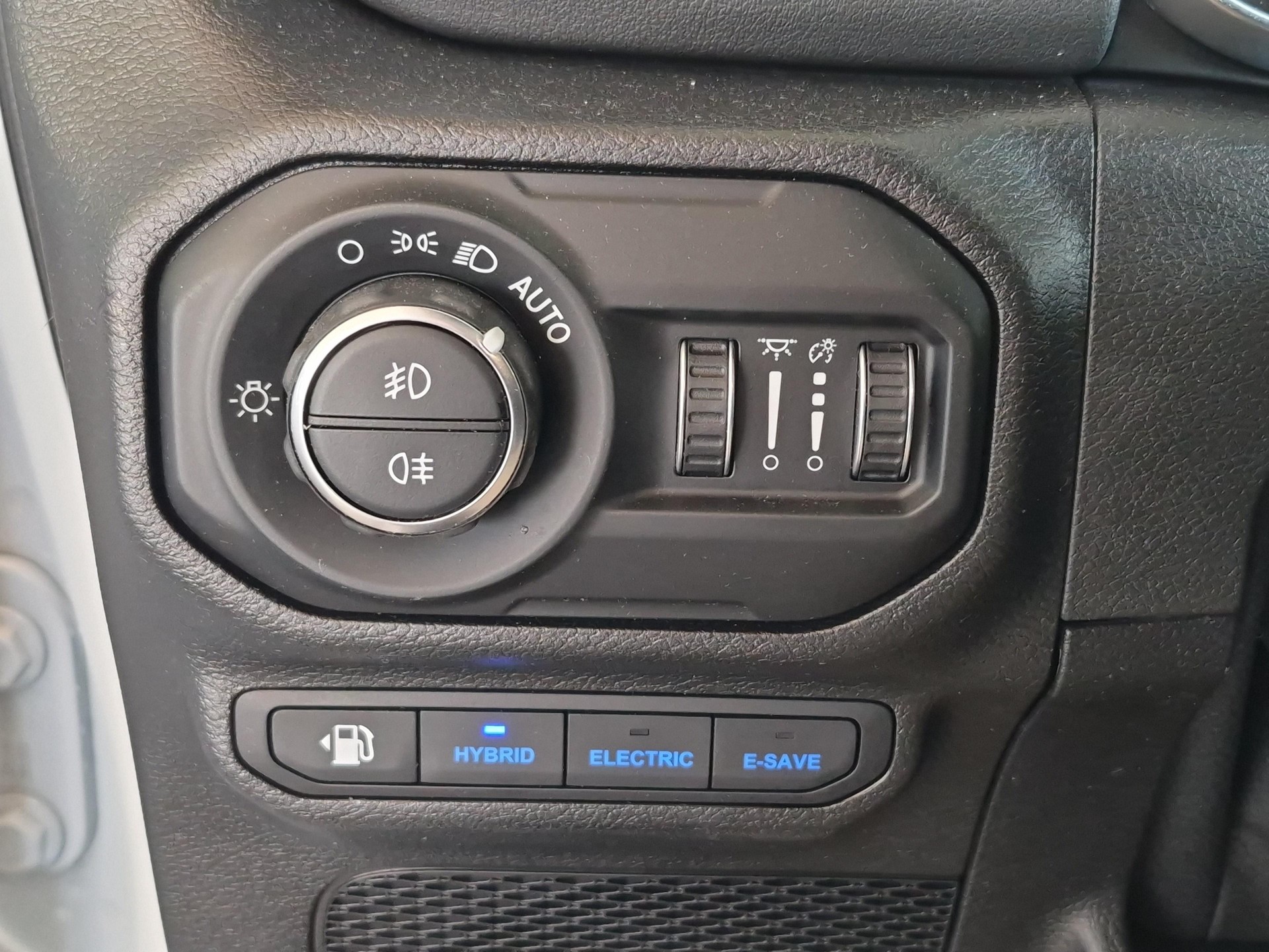 JEEP Wrangler 2.0 Turbo 80th Anniversary / ab 3,99% Leasing bei Abschluss einer Protect Autoversicherung-image-16